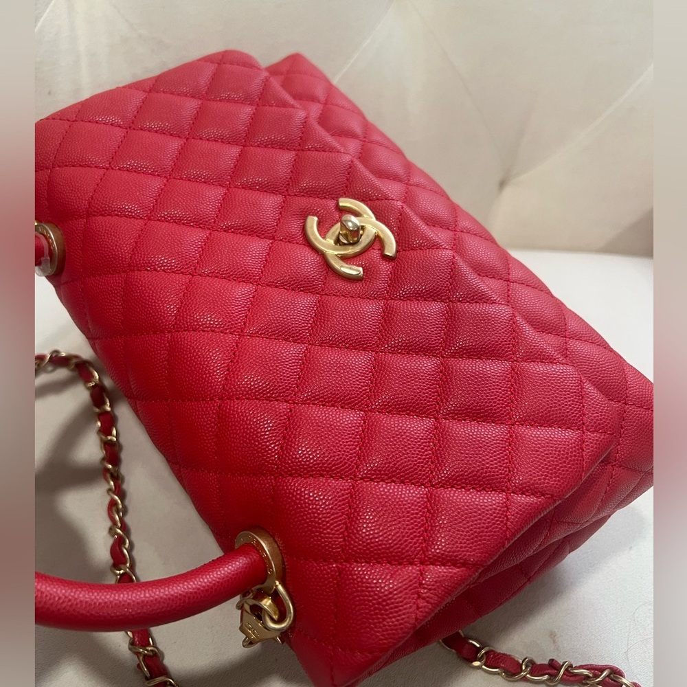 ❤️Coco Chanel Top handle Red Quilted Caviar Bag - Picture 2 of 16